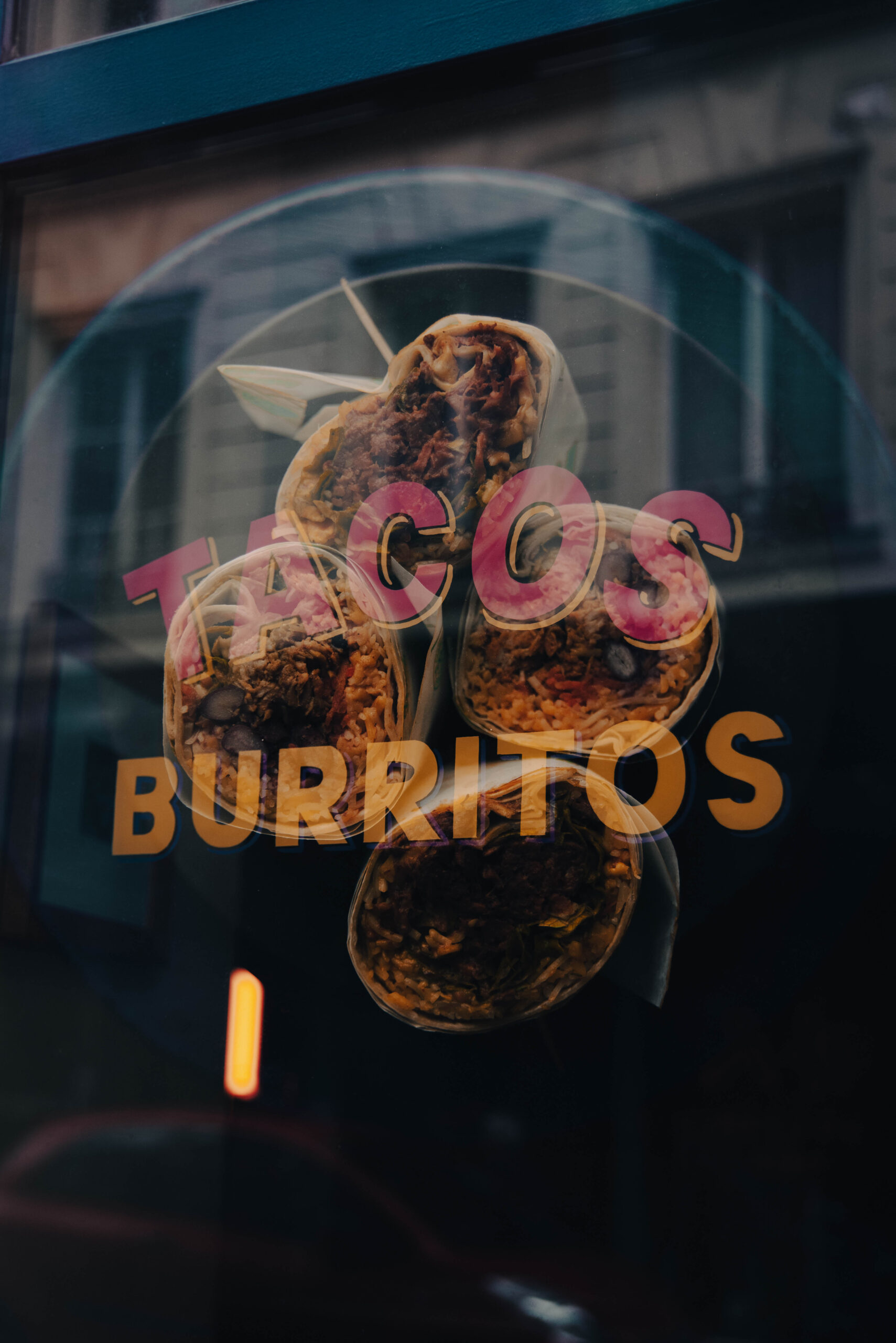 distrito frances marais mexican food tacos 